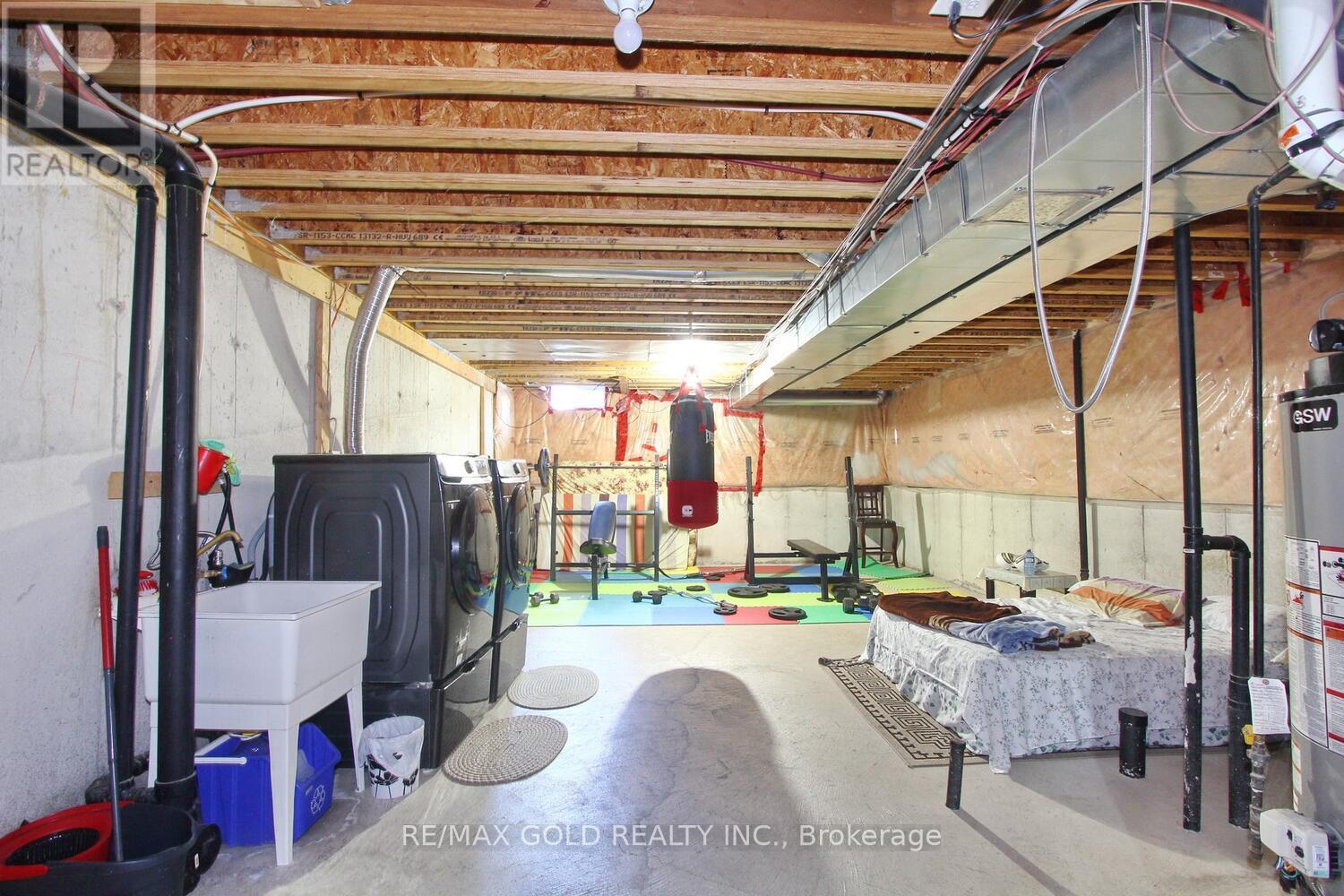 25 Wicklow Road E, Brampton, Ontario  L6X 0J6 - Photo 31 - W12437675