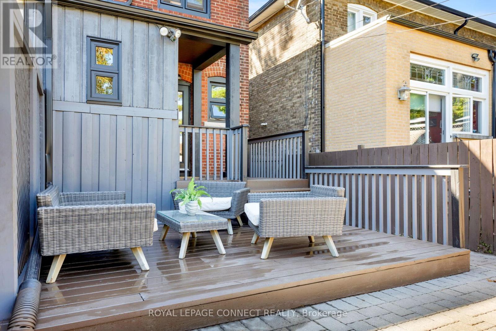 843 Windermere Avenue, Toronto, Ontario  M6S 3M5 - Photo 21 - W12437681