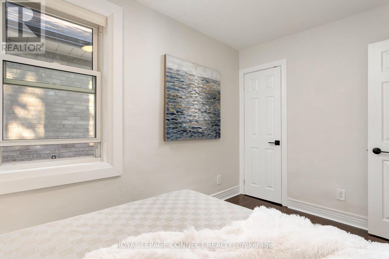 843 Windermere Avenue, Toronto, Ontario  M6S 3M5 - Photo 33 - W12437681