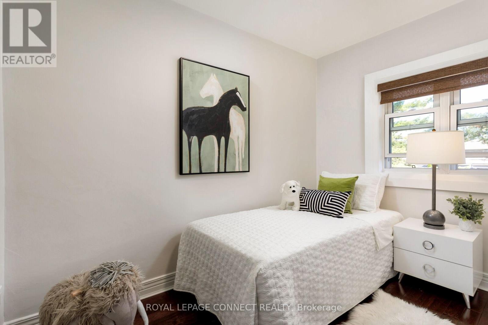 843 Windermere Avenue, Toronto, Ontario  M6S 3M5 - Photo 34 - W12437681