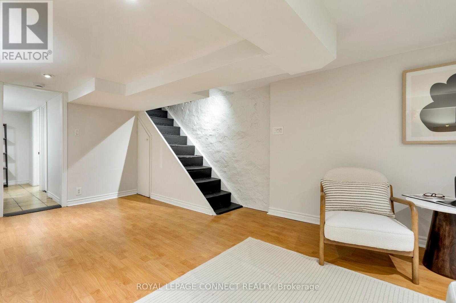 843 Windermere Avenue, Toronto, Ontario  M6S 3M5 - Photo 38 - W12437681