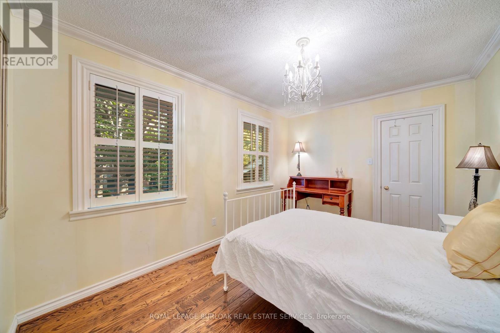 2305 Cheverie Street, Oakville, Ontario  L6J 6C5 - Photo 20 - W12437687