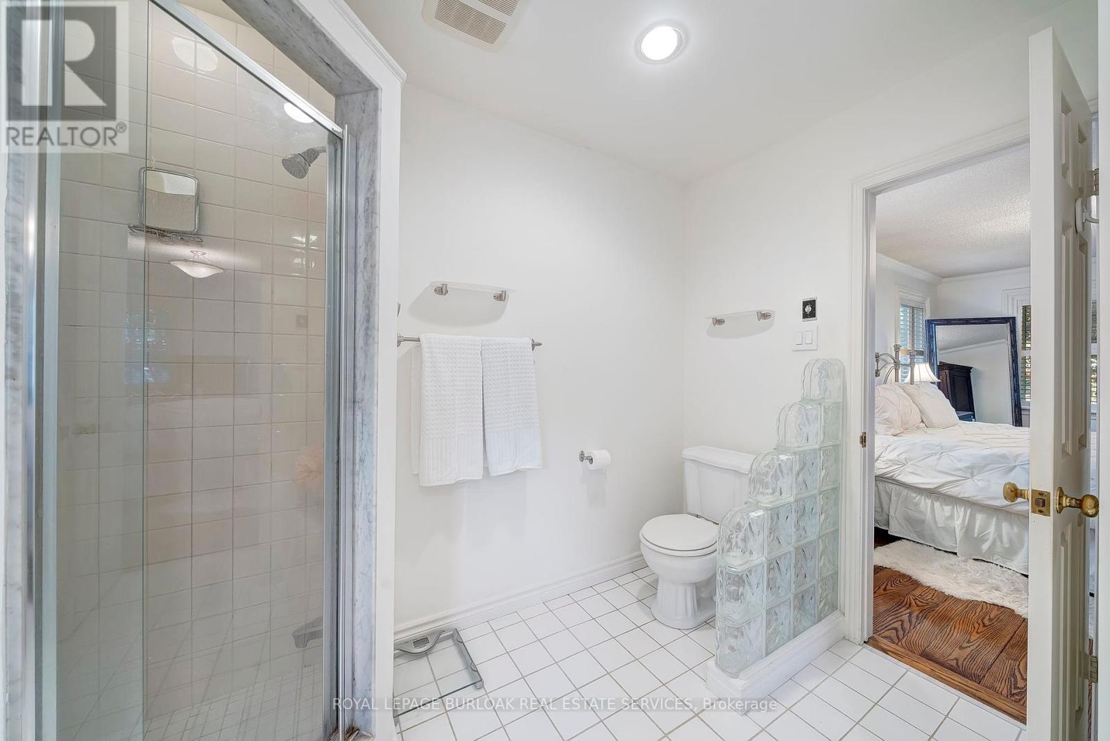 2305 Cheverie Street, Oakville, Ontario  L6J 6C5 - Photo 26 - W12437687