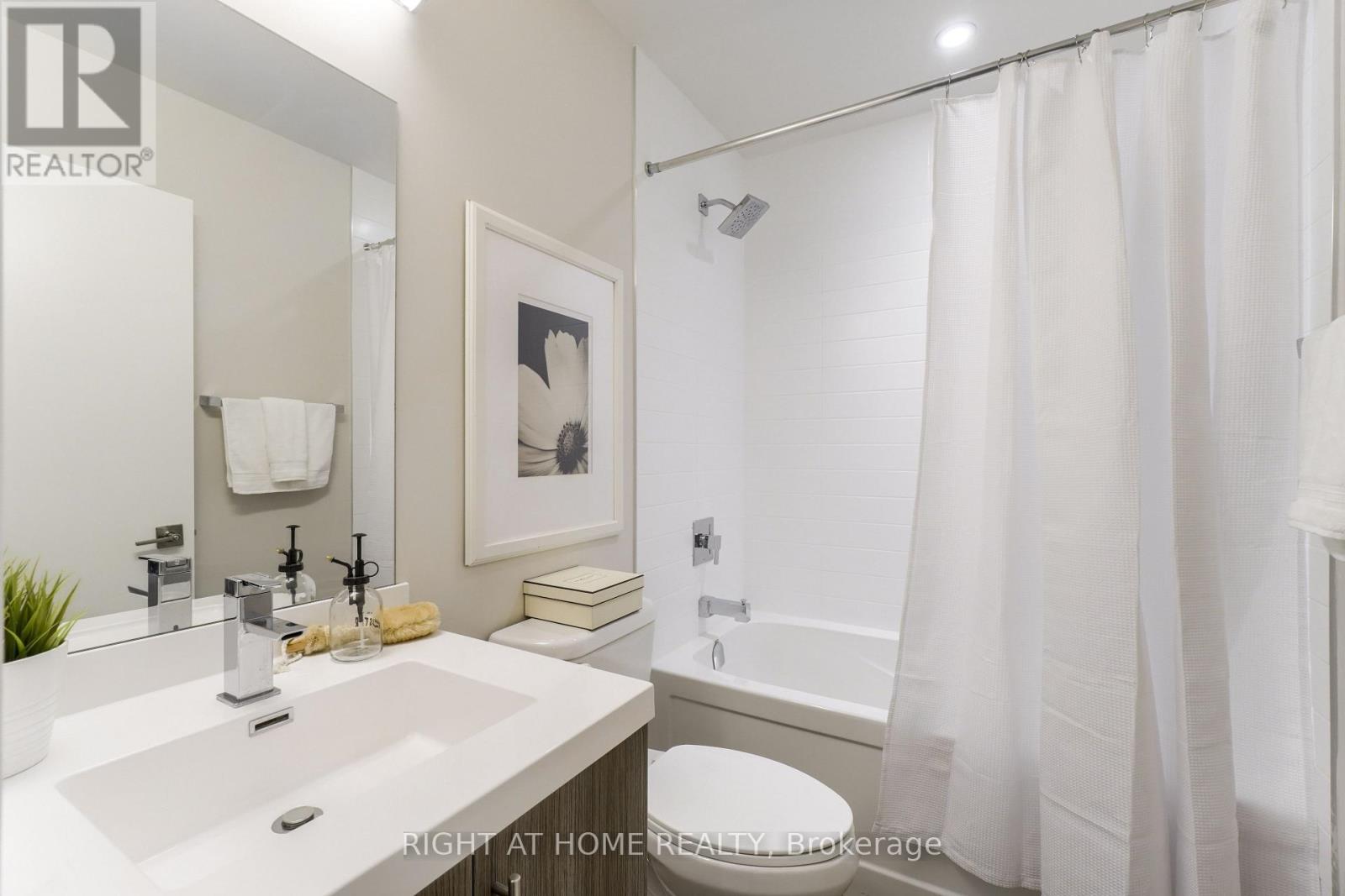 713 - 2081 Fairview Street, Burlington, Ontario  L7R 0E5 - Photo 19 - W12437739