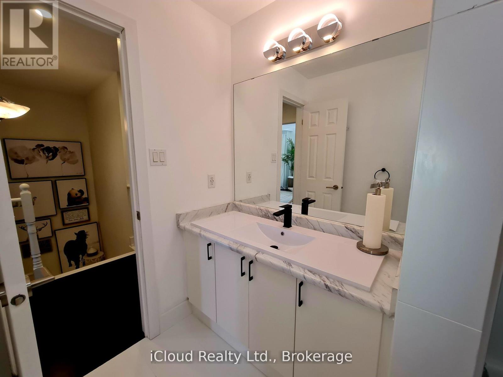 22 Fallgate Drive, Brampton, Ontario  L6X 0R5 - Photo 21 - W12437743