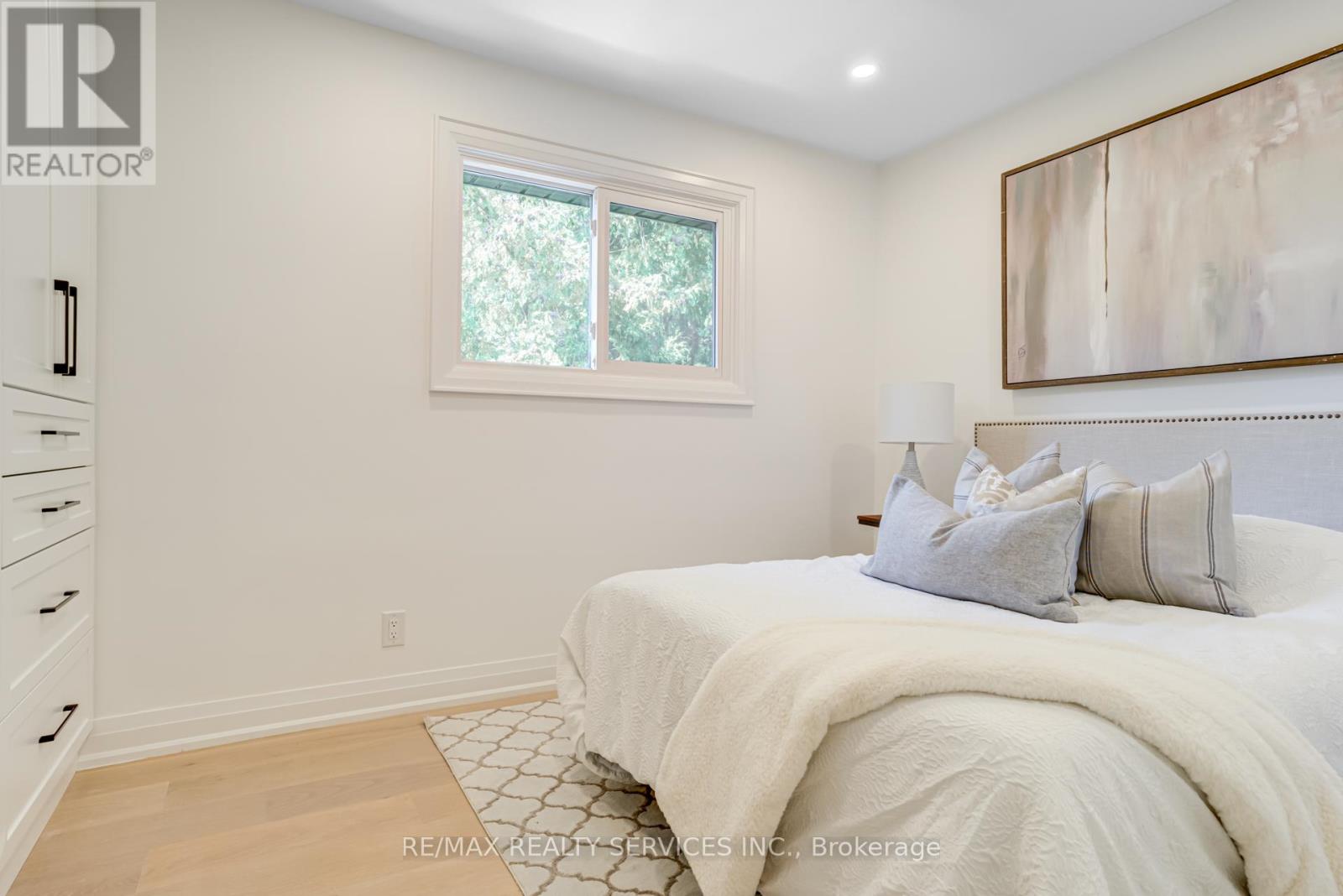 5133 Cherryhill Crescent, Burlington, Ontario  L7L 4B8 - Photo 27 - W12437753