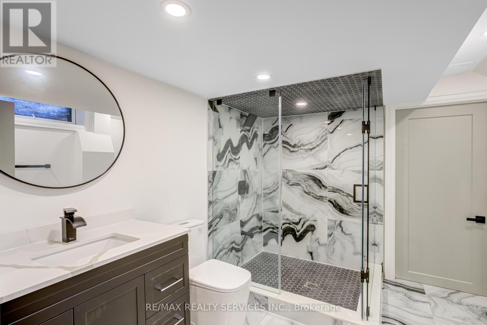 5133 Cherryhill Crescent, Burlington, Ontario  L7L 4B8 - Photo 35 - W12437753