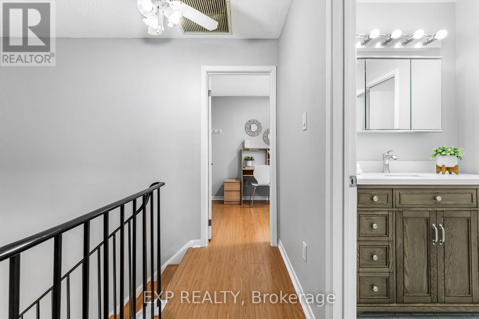 70 - 6797 Formentera Avenue, Mississauga, Ontario  L5N 2L6 - Photo 19 - W12437755