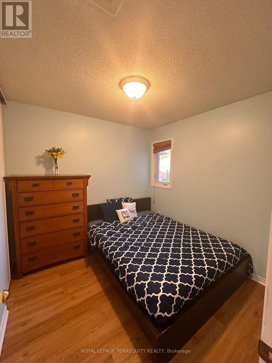3836 Ridgepoint Way, Mississauga, Ontario  L5N 7T7 - Photo 19 - W12437761