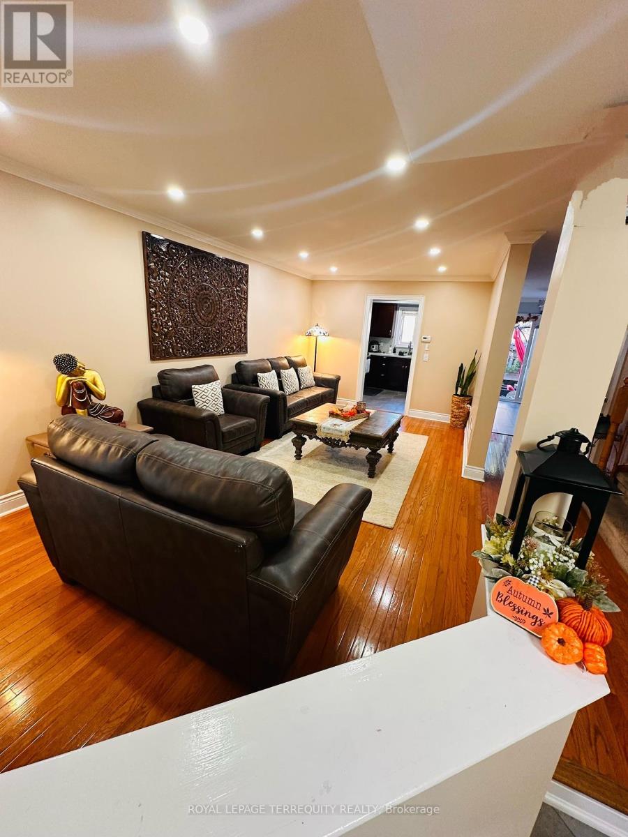 3836 Ridgepoint Way, Mississauga, Ontario  L5N 7T7 - Photo 31 - W12437761