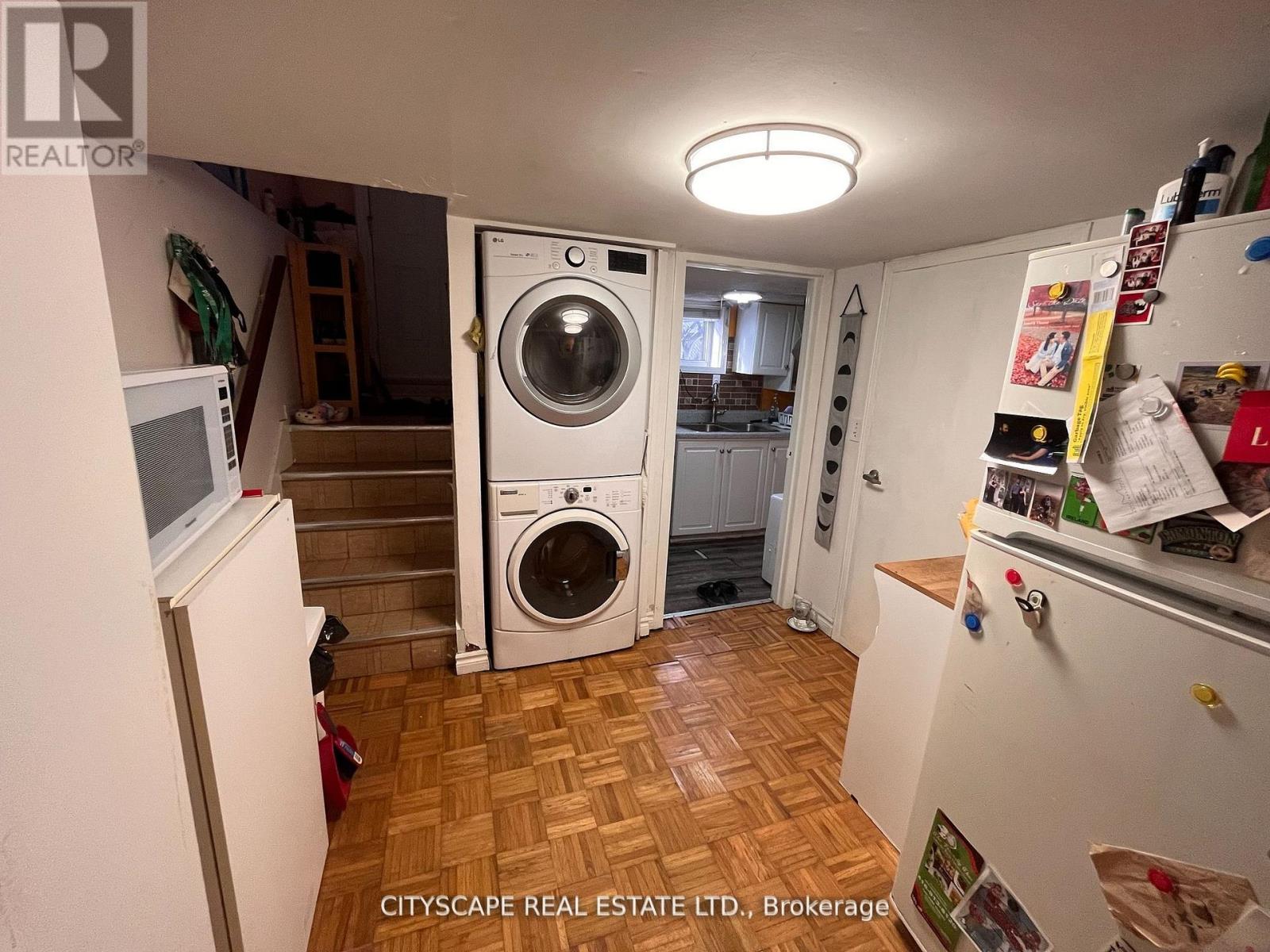 244 Rosethorn Avenue, Toronto, Ontario  M6M 3L1 - Photo 26 - W12437769