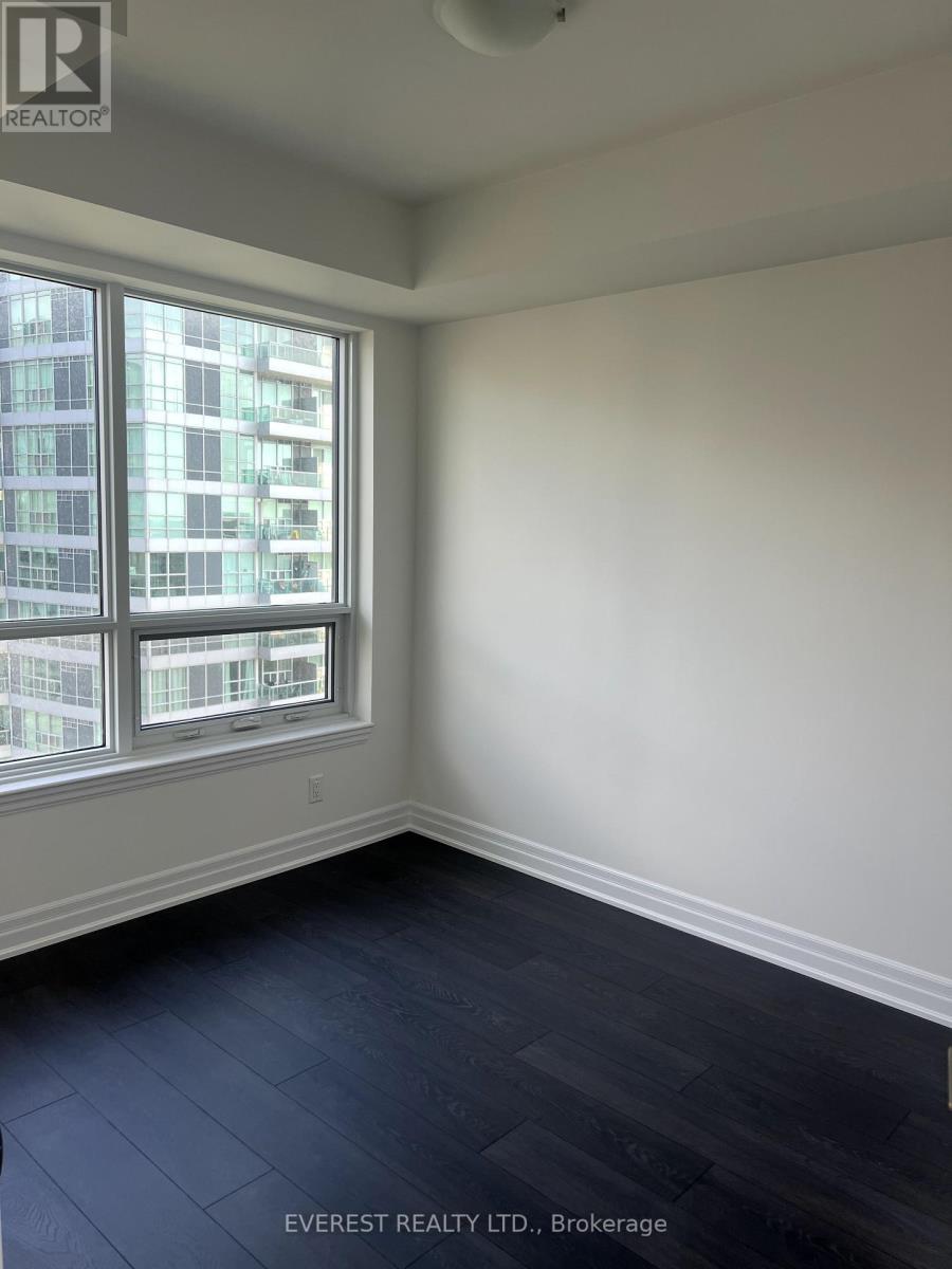 1711 - 30 Elm Drive E, Mississauga, Ontario  L5A 4C3 - Photo 5 - W12437777