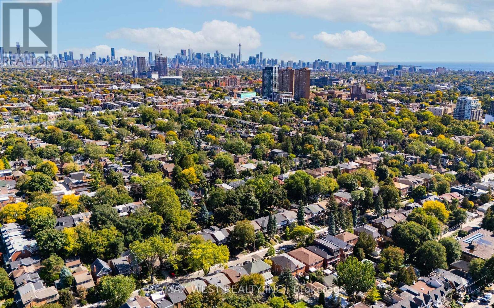 365 Indian Grove, Toronto, Ontario  M6P 2H6 - Photo 26 - W12437782