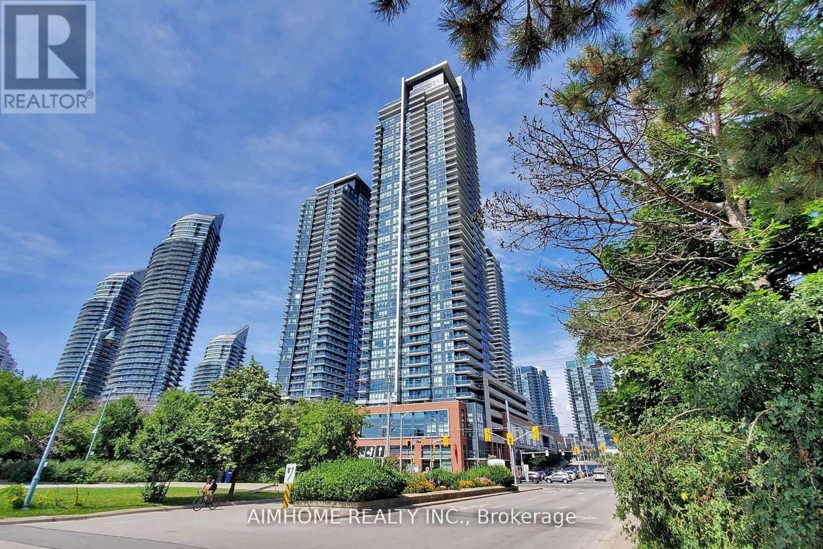 1909 - 2220 Lakeshore Boulevard W, Toronto (Mimico), Ontario  M8V 0C1 - Photo 1 - W12437834