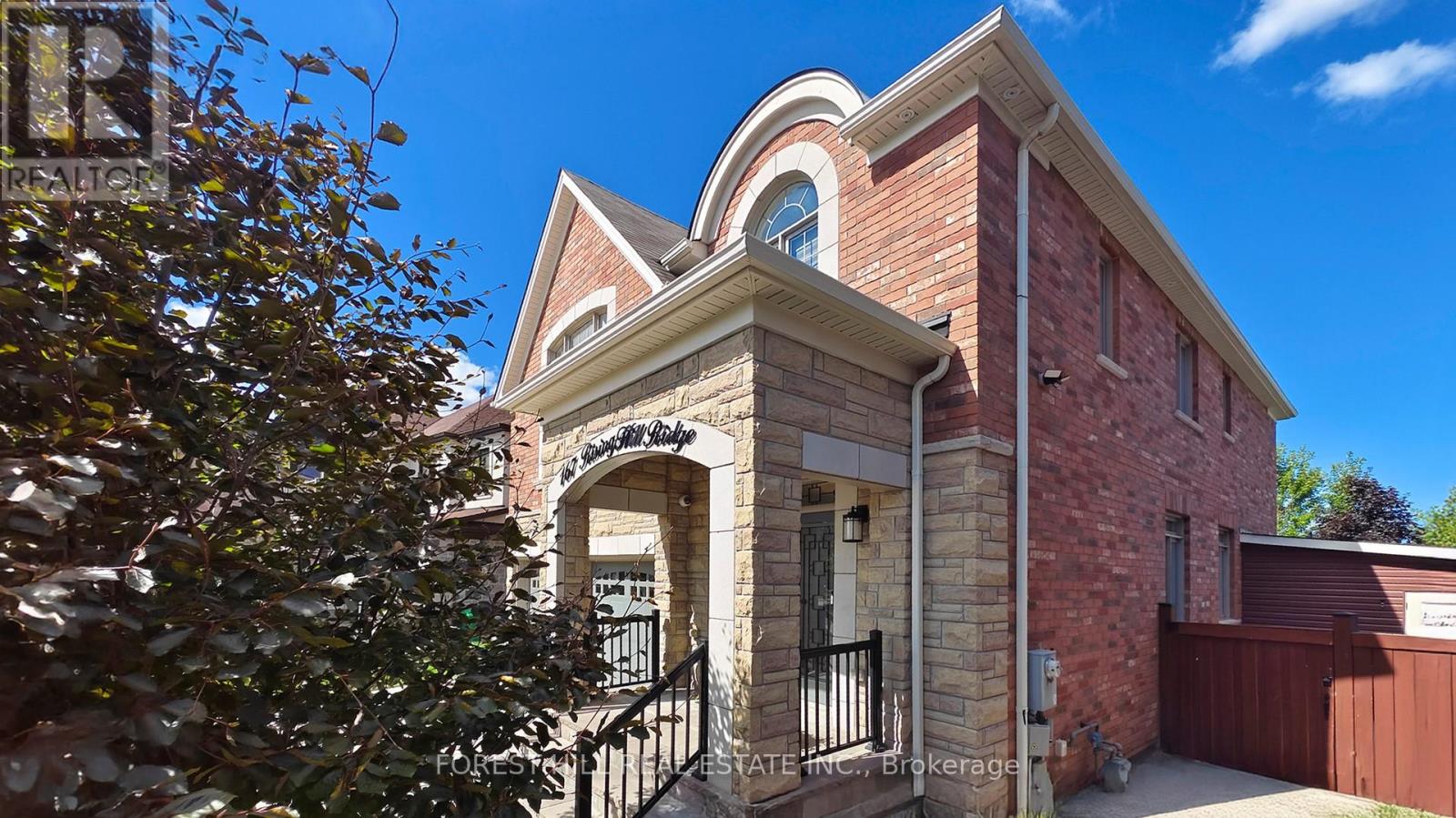 167 Rising Hill Ridge, Brampton, Ontario  L6Y 6B2 - Photo 2 - W12437835