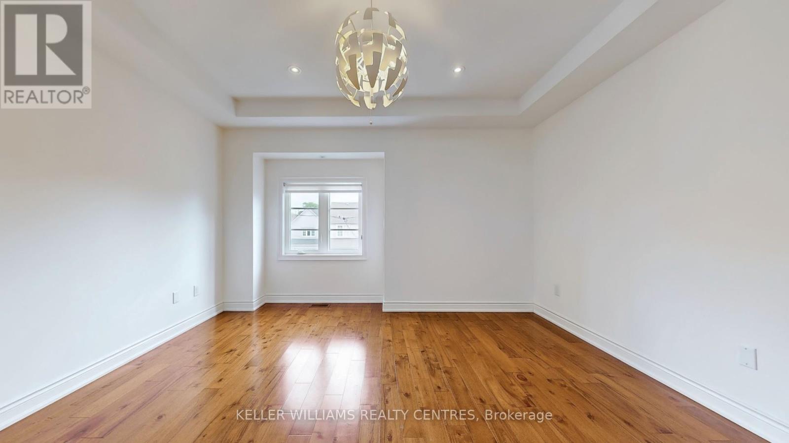 272 B Boon Avenue, Toronto, Ontario  M6E 3Z9 - Photo 16 - W12437837
