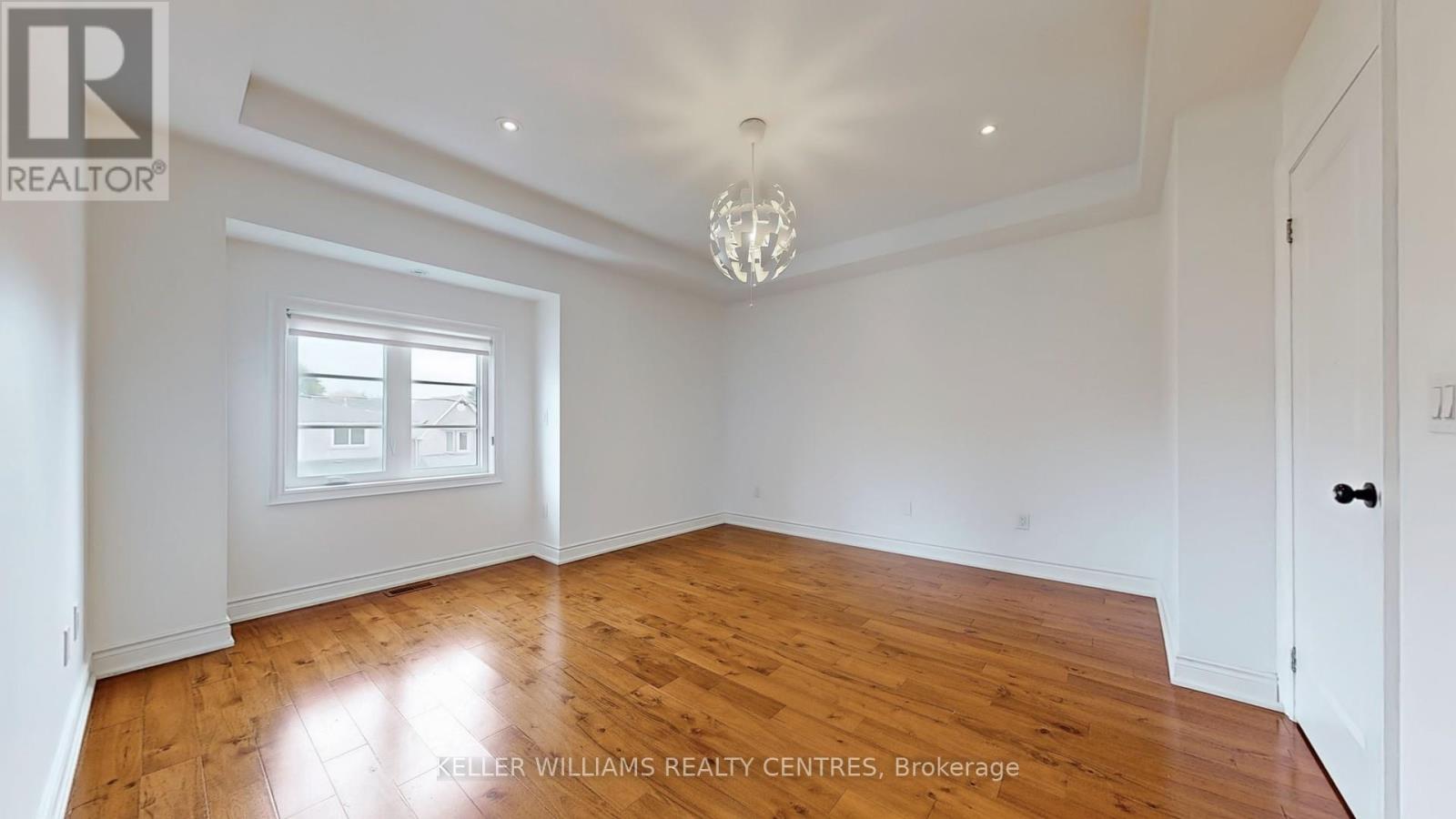272 B Boon Avenue, Toronto, Ontario  M6E 3Z9 - Photo 17 - W12437837