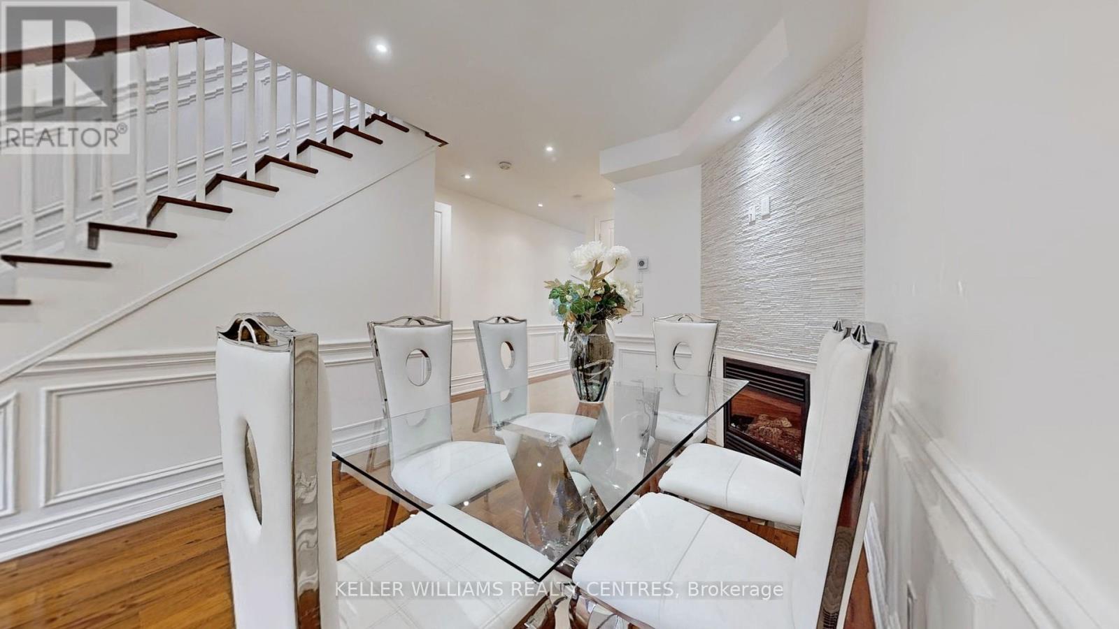 272 B Boon Avenue, Toronto, Ontario  M6E 3Z9 - Photo 6 - W12437837