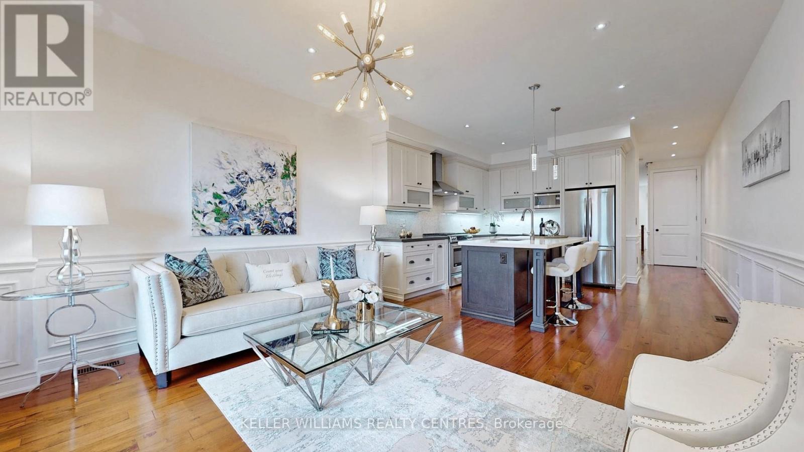 272 B Boon Avenue, Toronto, Ontario  M6E 3Z9 - Photo 8 - W12437837