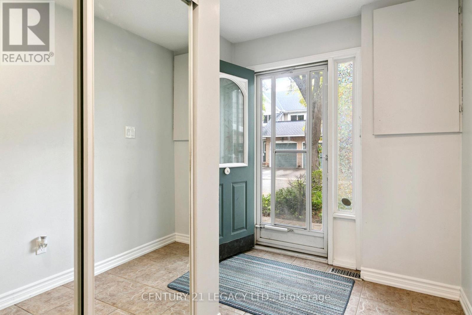 47 - 2530 Northampton Boulevard, Burlington, Ontario  L7M 4B4 - Photo 4 - W12437845