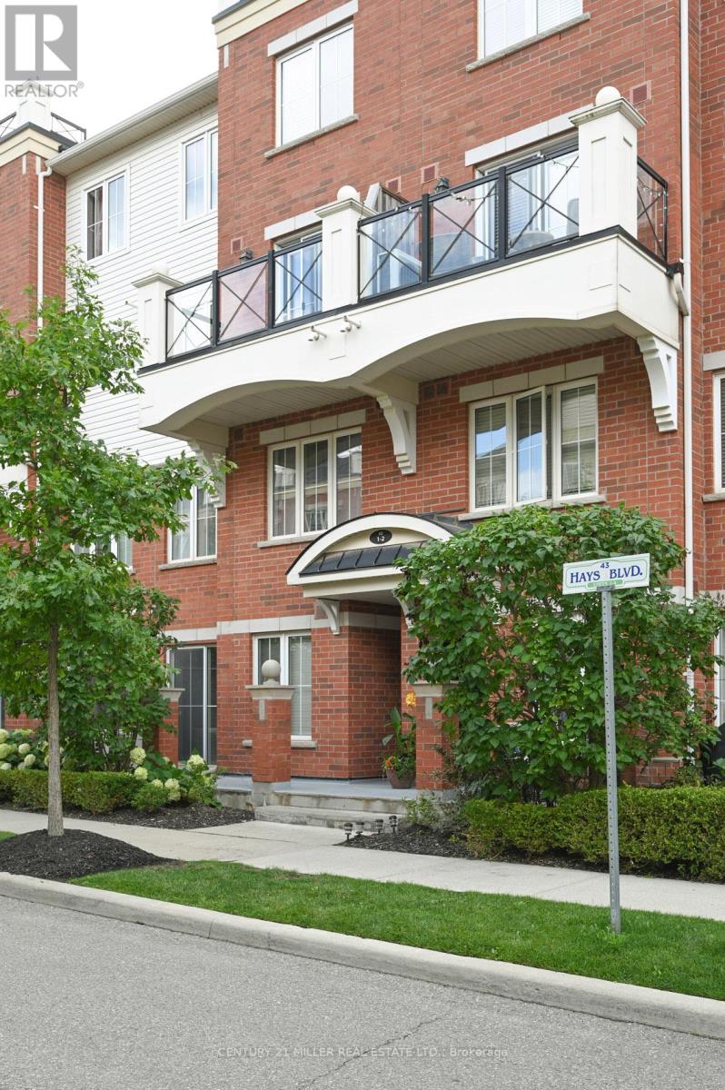 2 - 43 HAYS BOULEVARD, Oakville, Ontario
