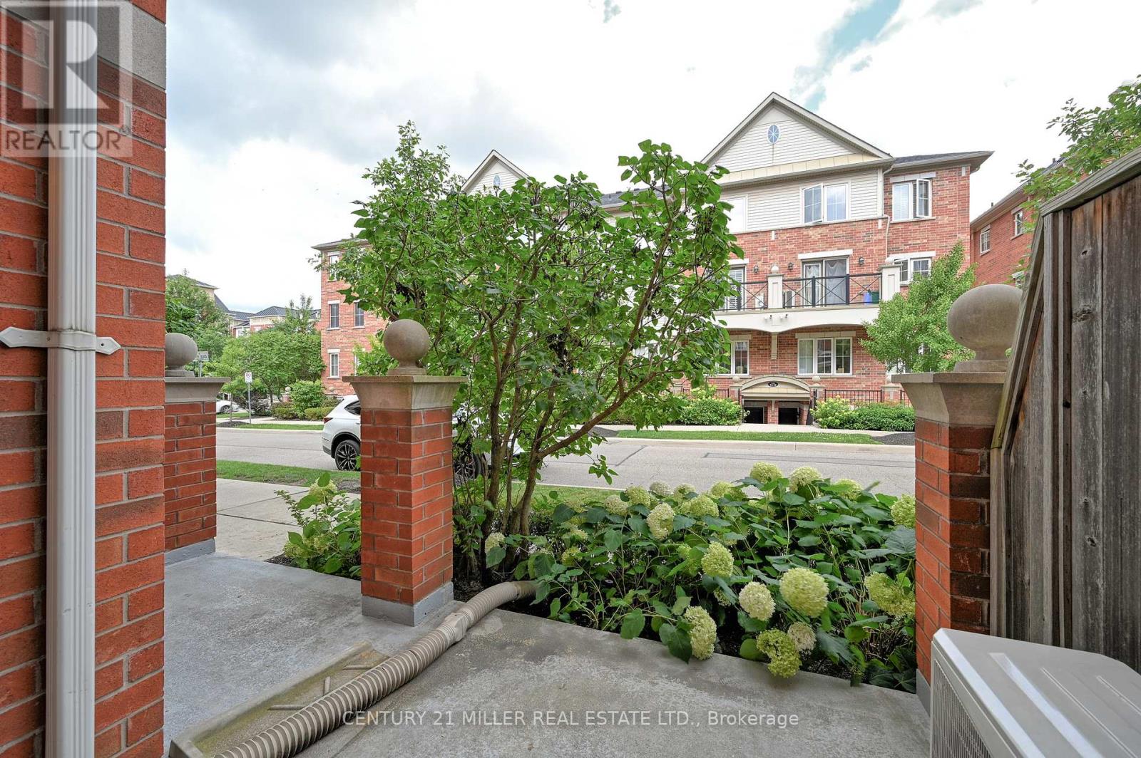 2 - 43 Hays Boulevard, Oakville, Ontario  L6H 0J1 - Photo 17 - W12437863
