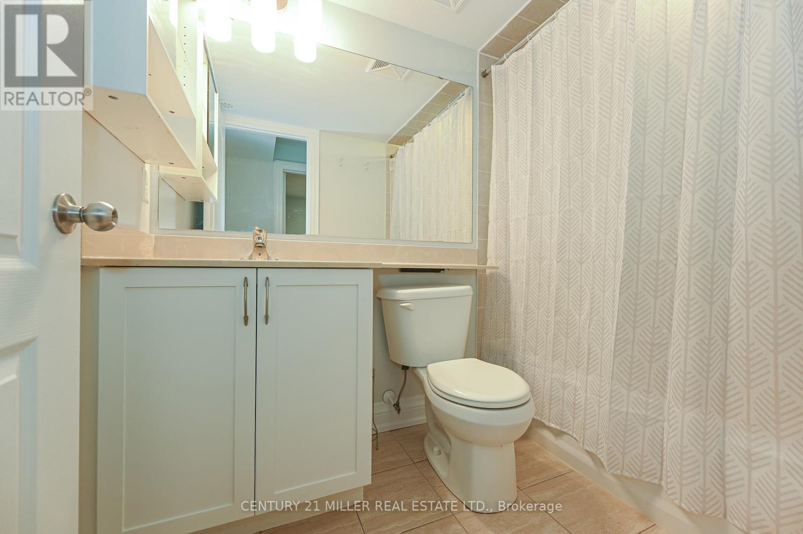 2 - 43 Hays Boulevard, Oakville, Ontario  L6H 0J1 - Photo 9 - W12437863