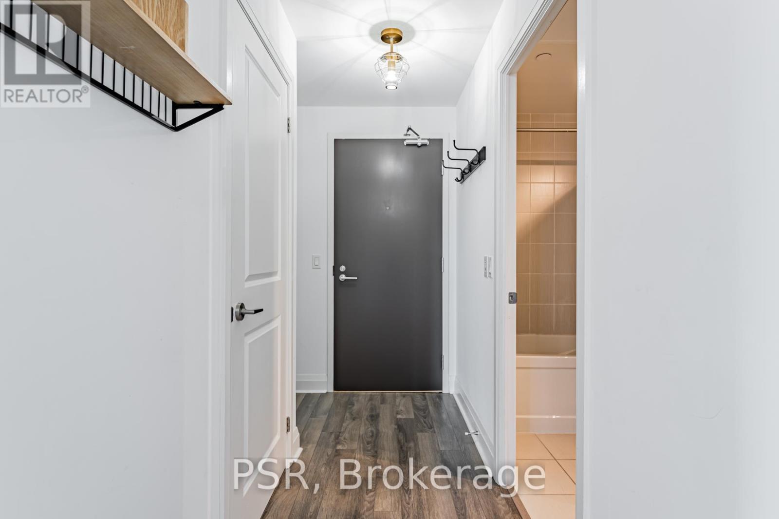 812 - 17 Zorra Street, Toronto, Ontario  M8Z 4Z6 - Photo 2 - W12437889
