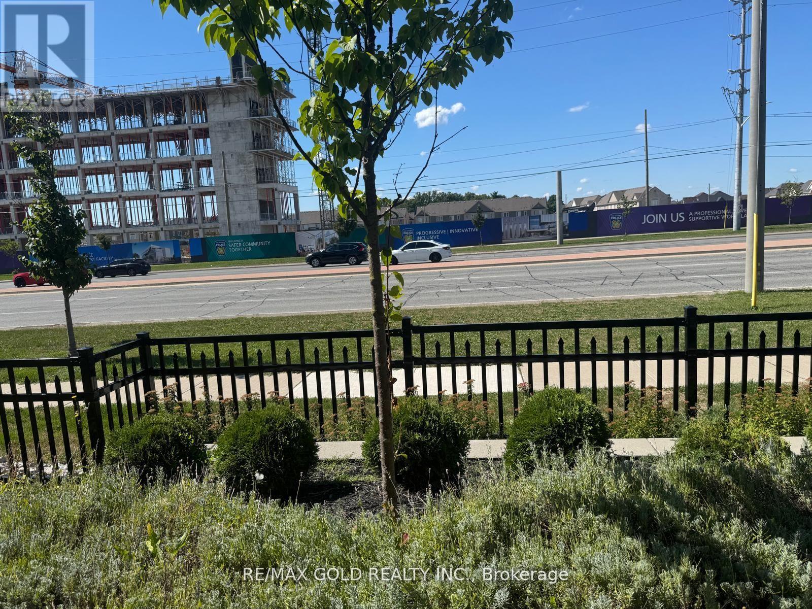 105 - 58 Sky Harbour Drive, Brampton, Ontario  L6Y 0C1 - Photo 22 - W12437905
