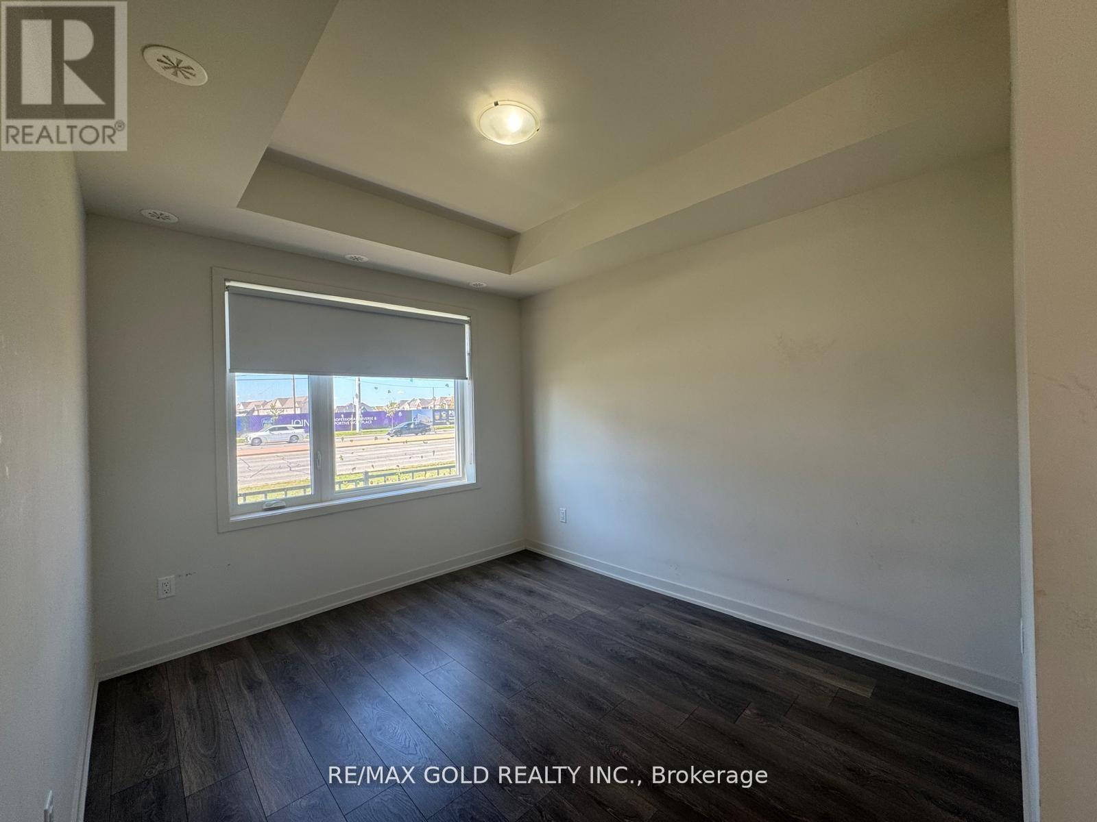 105 - 58 Sky Harbour Drive, Brampton, Ontario  L6Y 0C1 - Photo 8 - W12437905