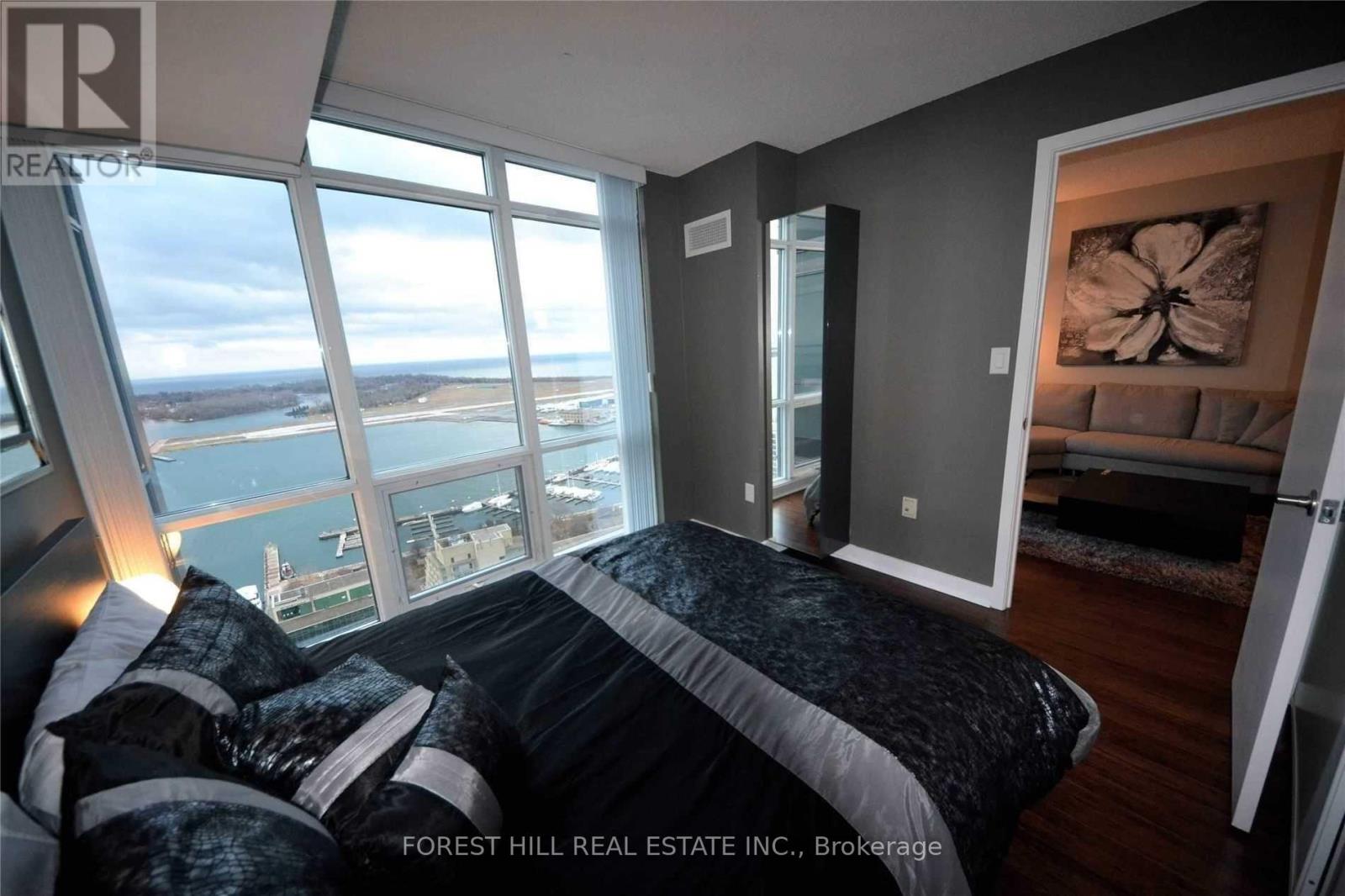 4011 - 11 Brunel Court, Toronto, Ontario  M5V 3Y3 - Photo 19 - C12437937