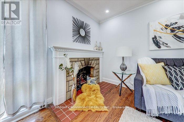 2 Tangmere Rd (Main) Road, Toronto, Ontario  M3B 2N1 - Photo 11 - C12437955
