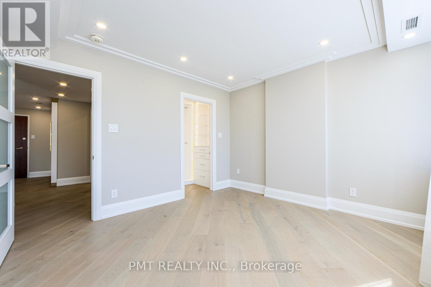 601 - 500 Avenue Road, Toronto, Ontario  M4V 2J6 - Photo 22 - C12437958
