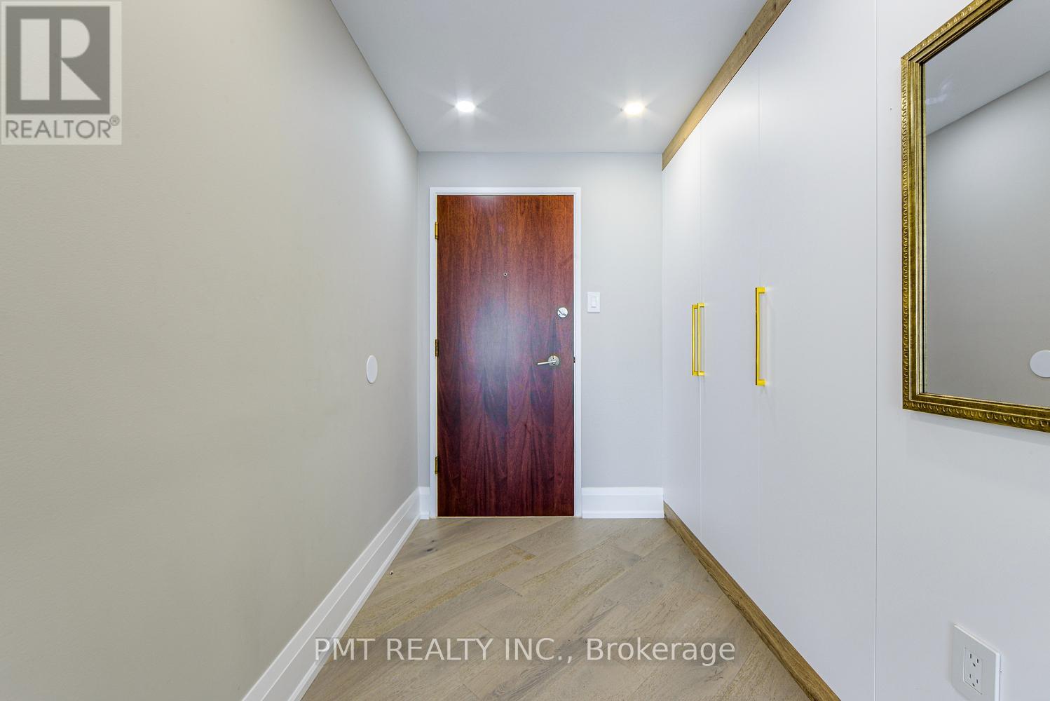 601 - 500 Avenue Road, Toronto, Ontario  M4V 2J6 - Photo 24 - C12437958