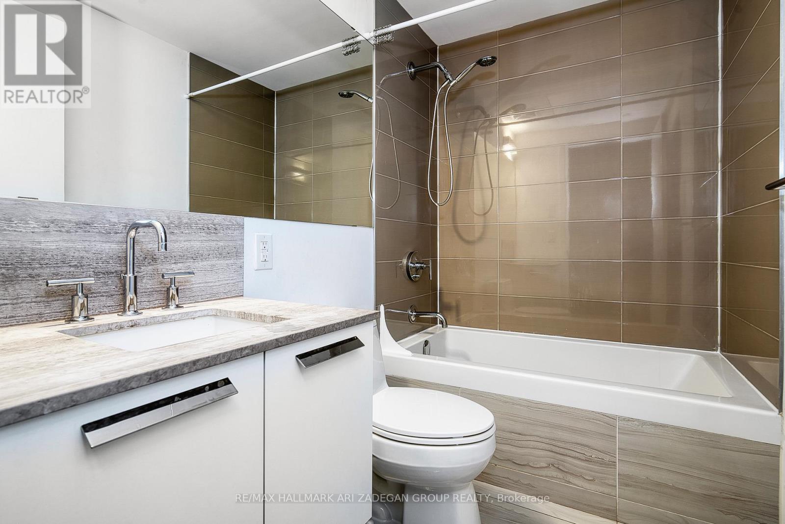 1415 - 50 Charles Street E, Toronto, Ontario  M4Y 0C3 - Photo 4 - C12437966