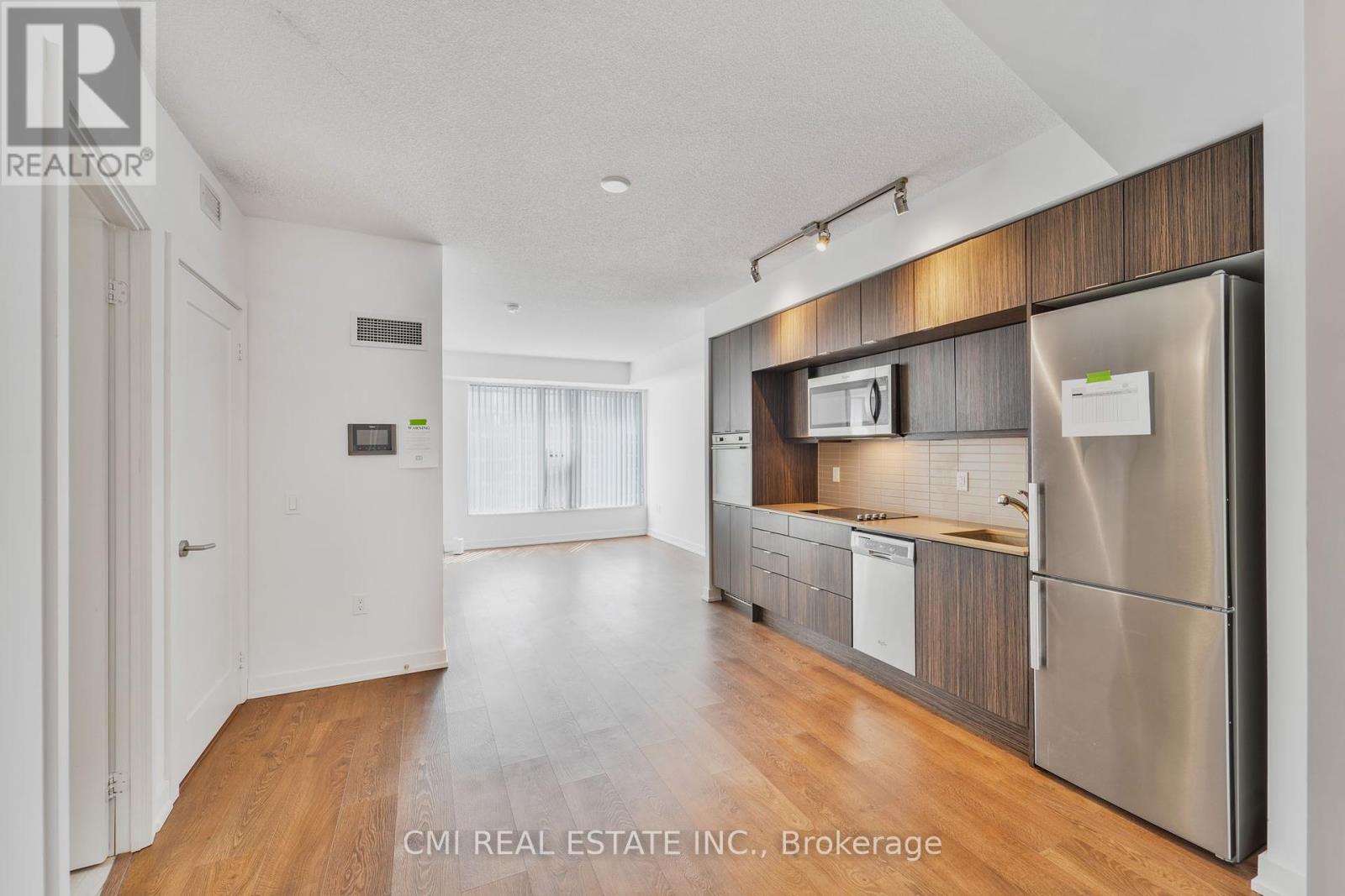 1109 - 10 York Street, Toronto, Ontario  M5J 0E1 - Photo 12 - C12438027
