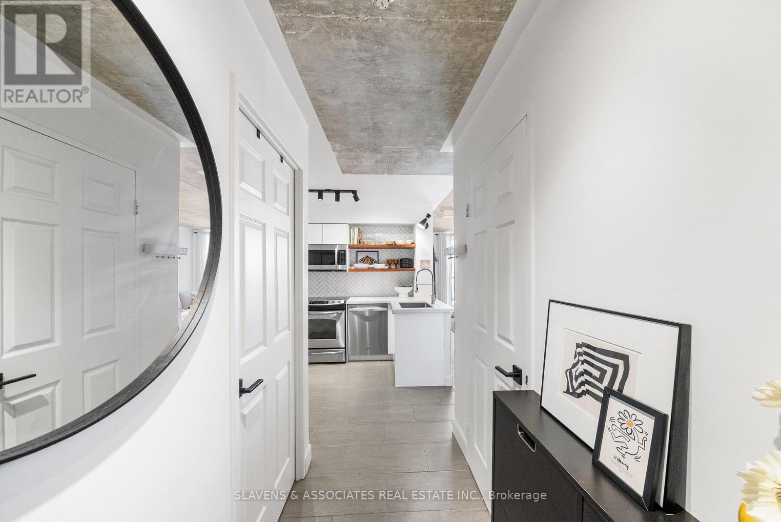 1402 - 1369 Bloor Street W, Toronto (Dufferin Grove), Ontario  M6P 4J4 - Photo 3 - C12438029
