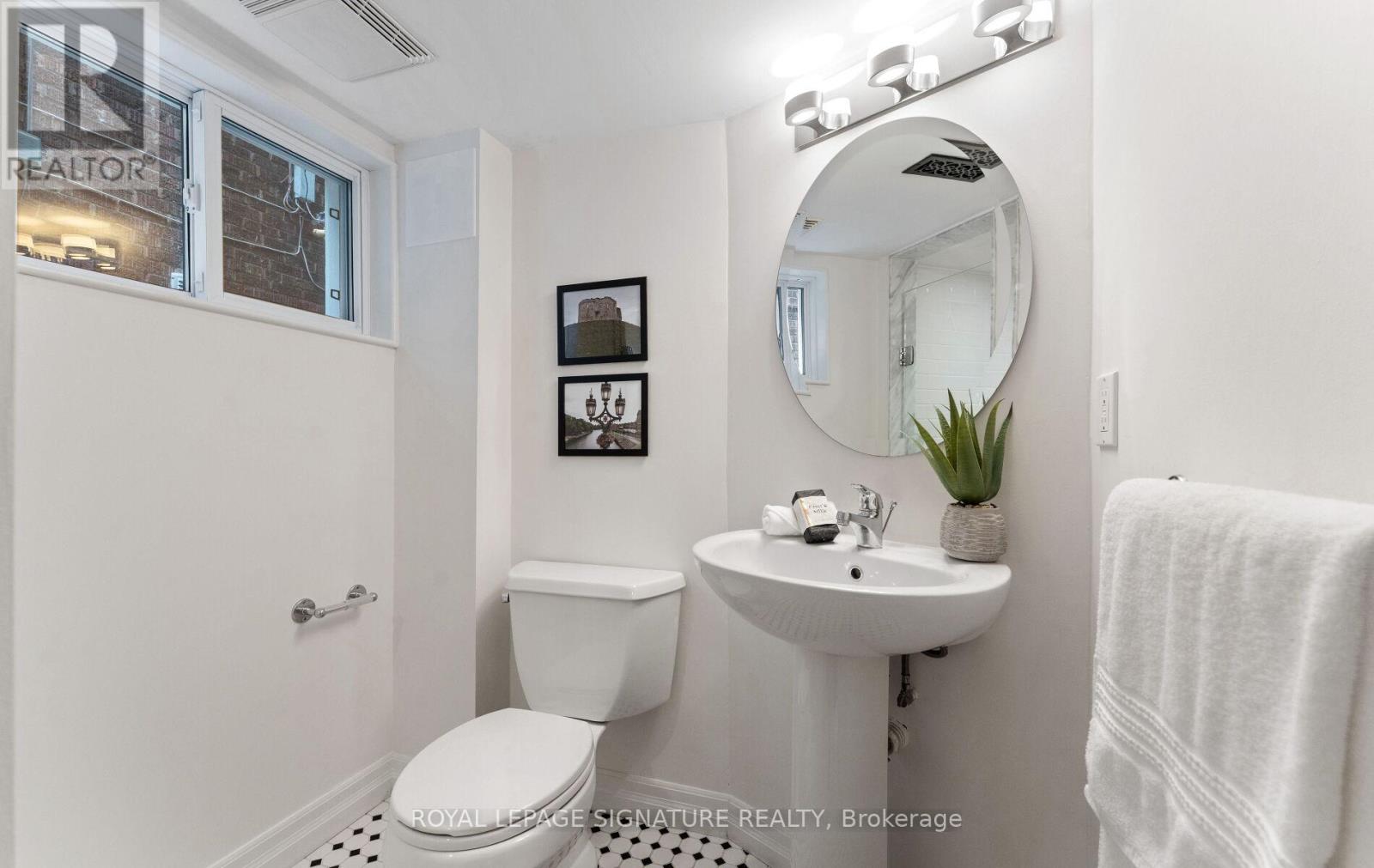 45 Hillsdale Avenue W, Toronto, Ontario  M5P 1E9 - Photo 30 - C12438035
