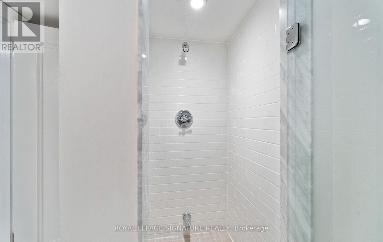 45 Hillsdale Avenue W, Toronto, Ontario  M5P 1E9 - Photo 31 - C12438035