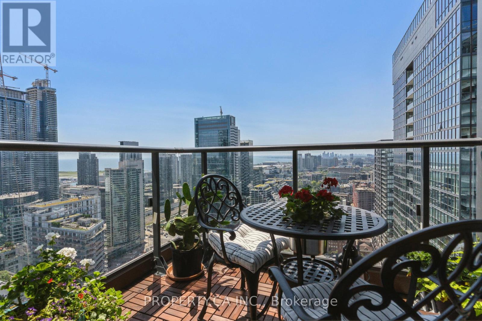 4102 - 55 Mercer Street, Toronto, Ontario  M5V 0W4 - Photo 15 - C12438055