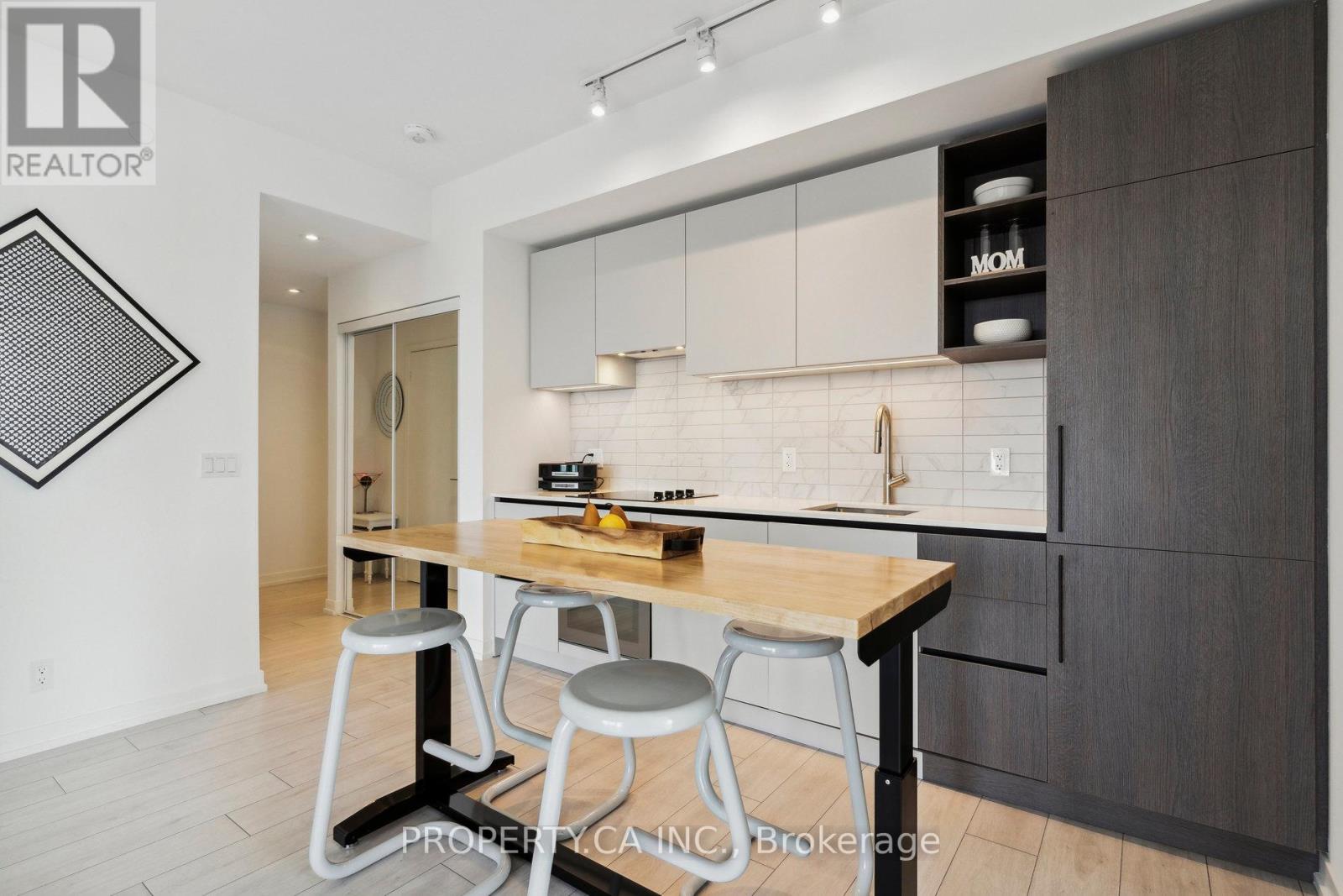 4102 - 55 Mercer Street, Toronto, Ontario  M5V 0W4 - Photo 5 - C12438055