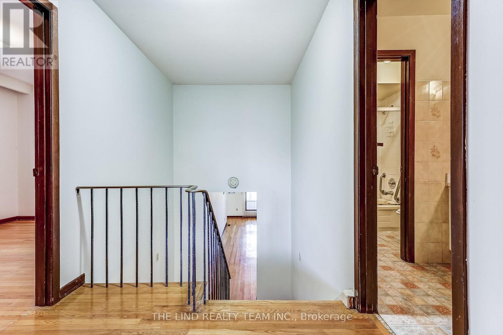 260 Apache Trail, Toronto, Ontario  M2H 2W4 - Photo 18 - C12438074