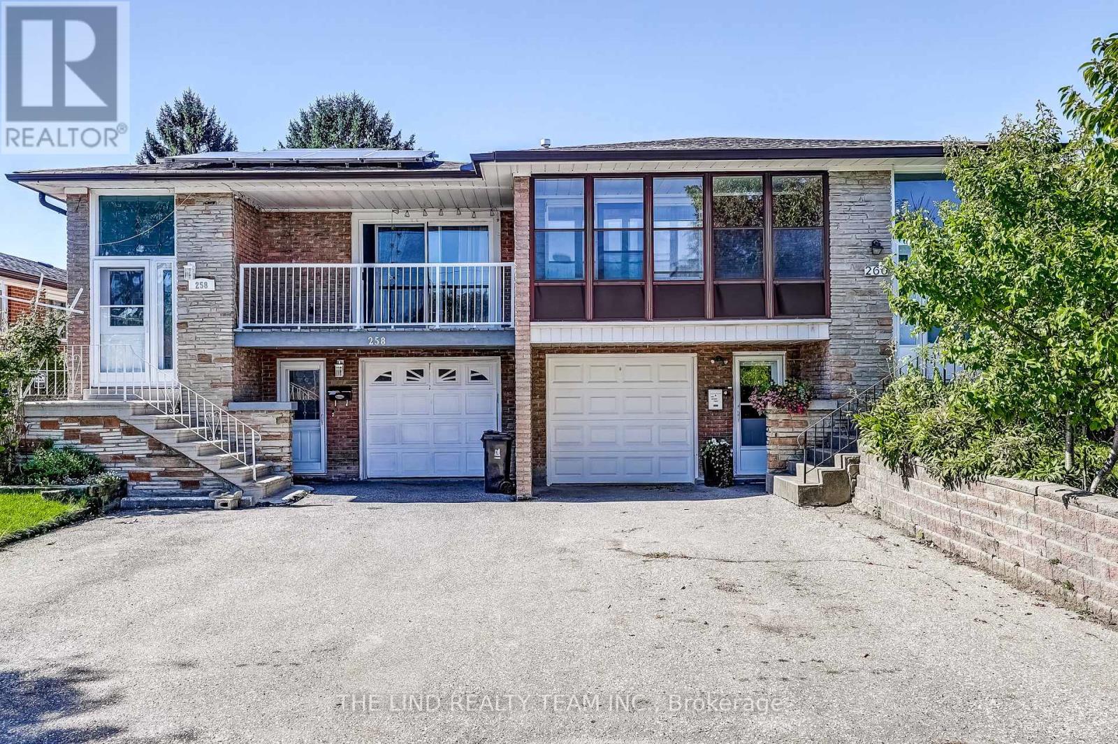260 Apache Trail, Toronto, Ontario  M2H 2W4 - Photo 2 - C12438074