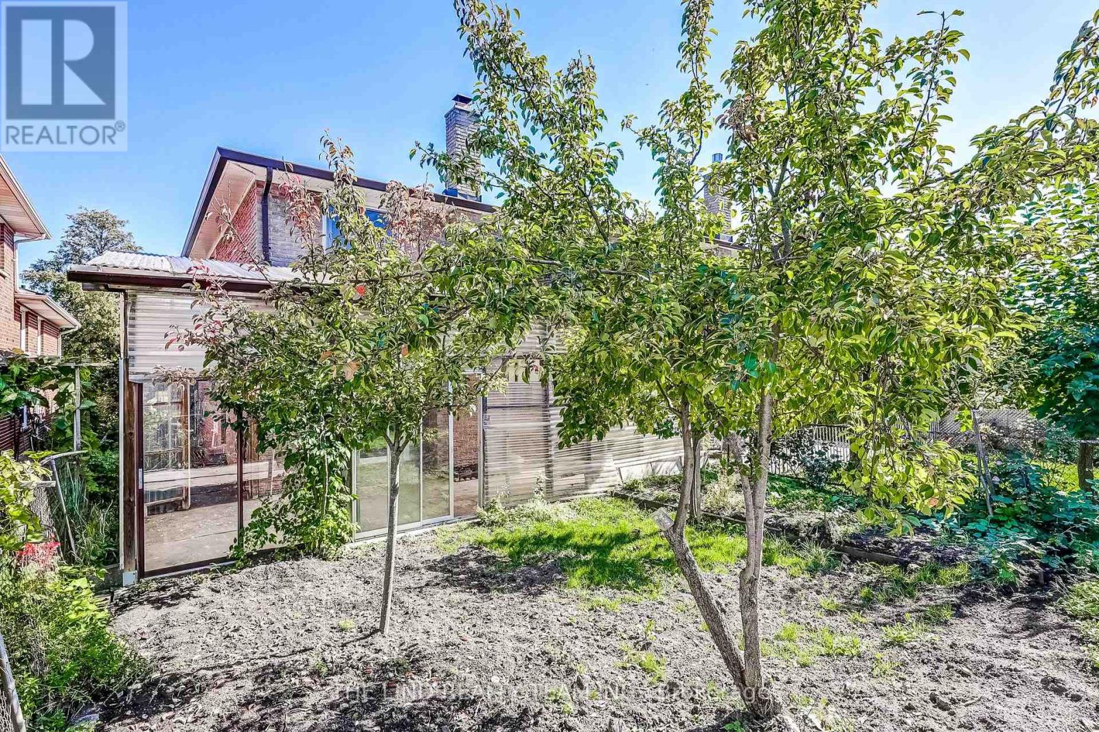 260 Apache Trail, Toronto, Ontario  M2H 2W4 - Photo 48 - C12438074