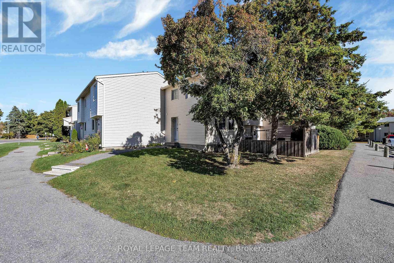 10 - 31 MALVERN DRIVE, Ottawa, Ontario