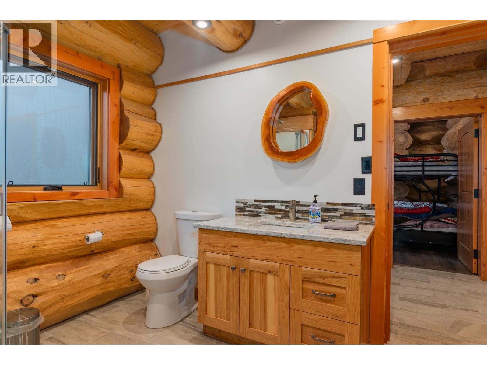 800 Highway 22, Rossland, British Columbia  V0G 1Y0 - Photo 21 - 10364452