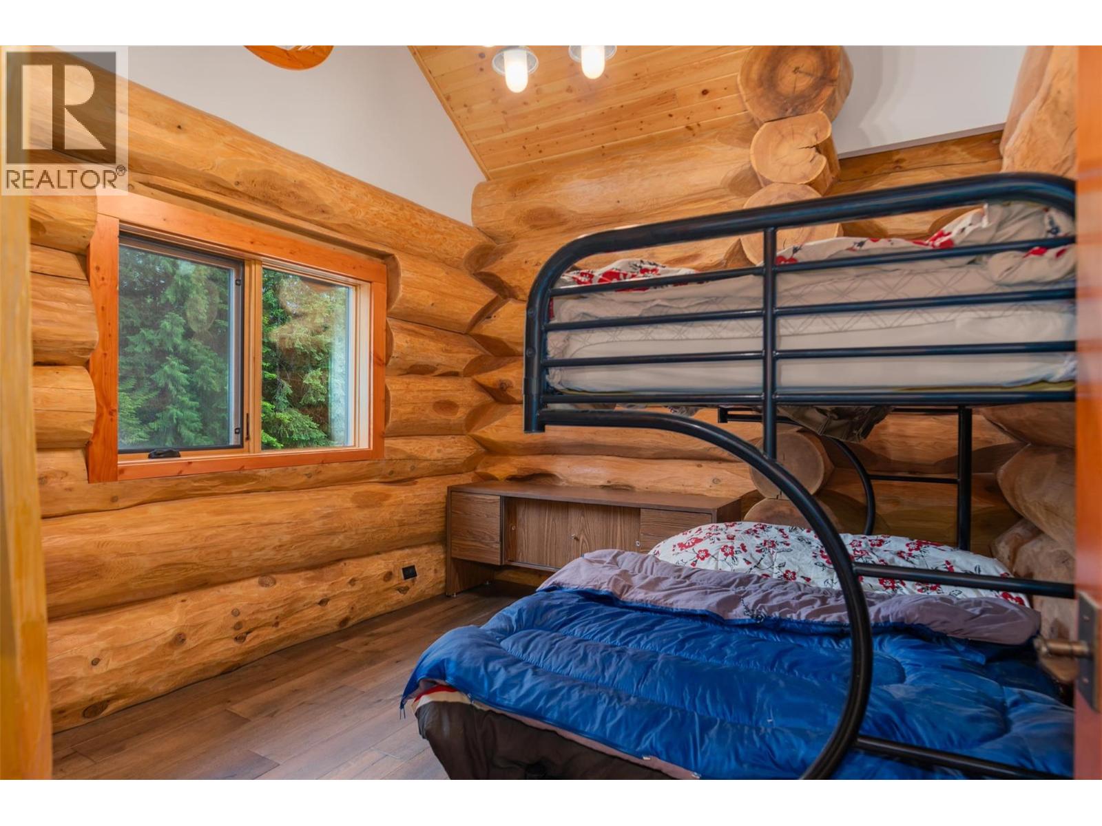 800 Highway 22, Rossland, British Columbia  V0G 1Y0 - Photo 23 - 10364452