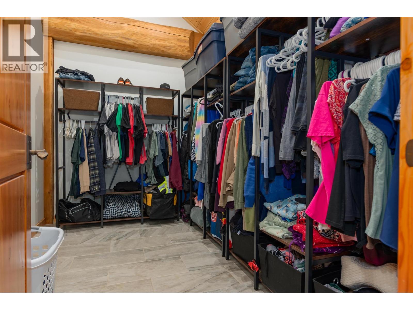 800 Highway 22, Rossland, British Columbia  V0G 1Y0 - Photo 29 - 10364452