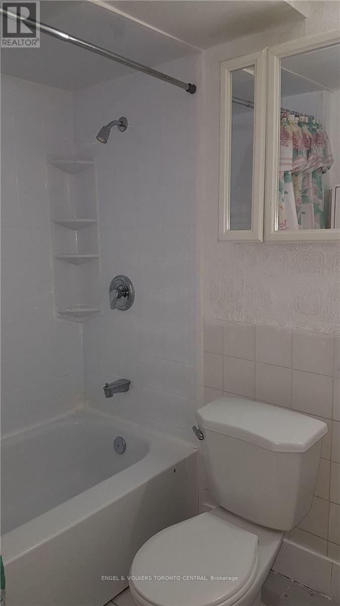 Bsmt - 9 Shademaster Court, Toronto, Ontario  M1B 1Y5 - Photo 3 - E12437925