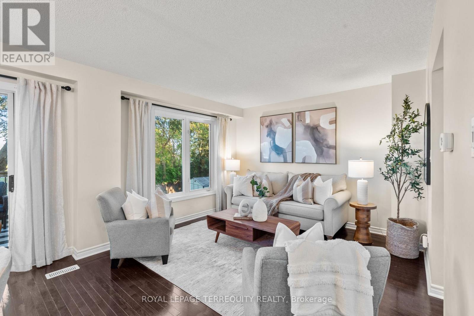 43 Champine Square, Clarington, Ontario  L1C 4W1 - Photo 13 - E12437926